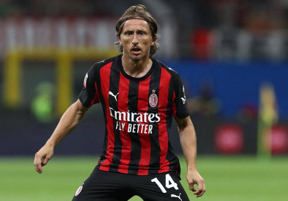 国足新帅伊万科维奇首秀3-0新加坡，艾克森建功